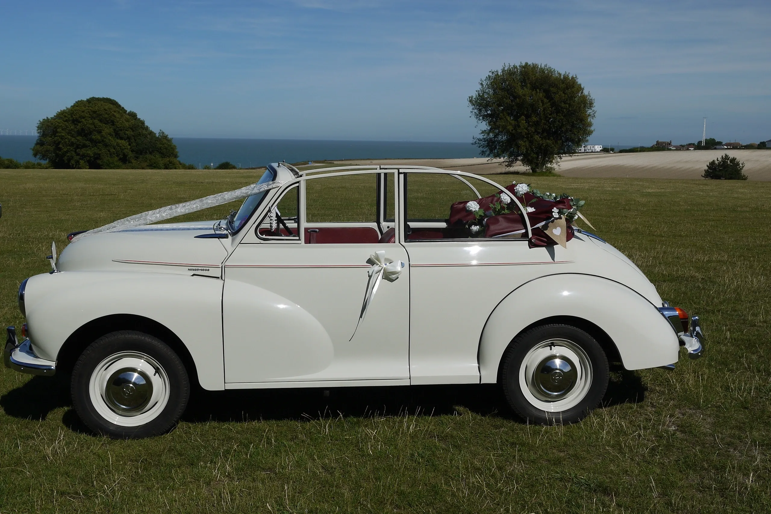 MORRIS MINOR